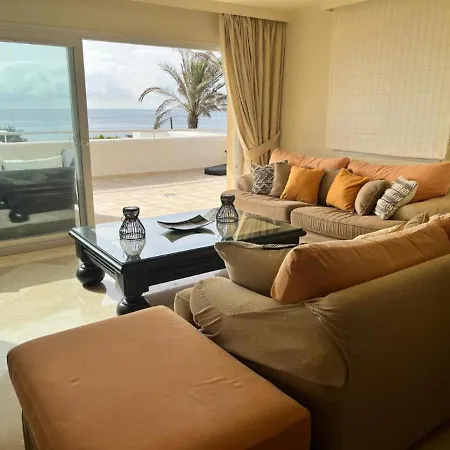 Apartment Spacious Stunning Views 2-bed